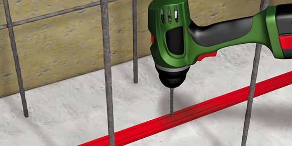 High-strength anchors are used to fix the waterstop strip.